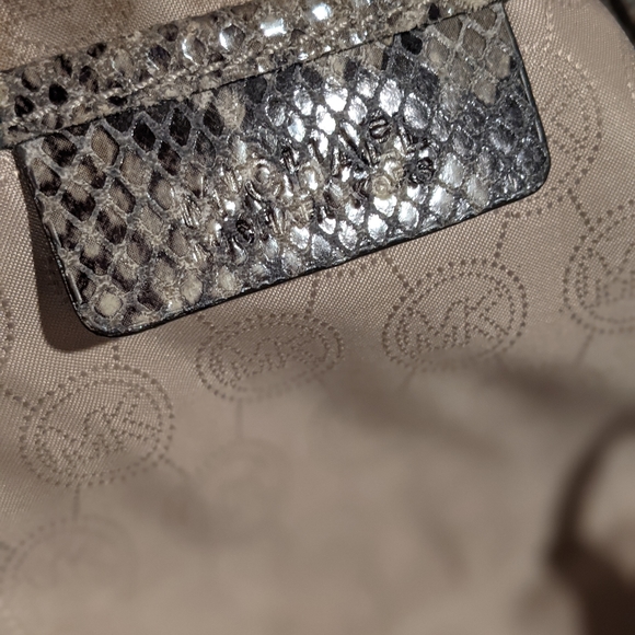 Michael Michael Kors Snake Print Bag - Picture 6 of 7